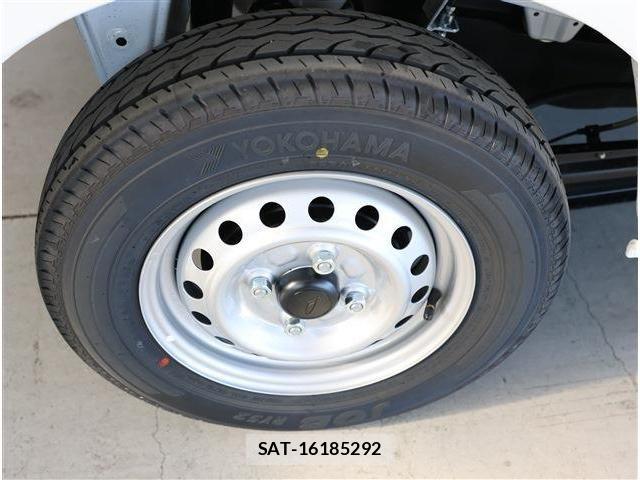 Daihatsu HIJET CARGO 2026-01 7500851-5