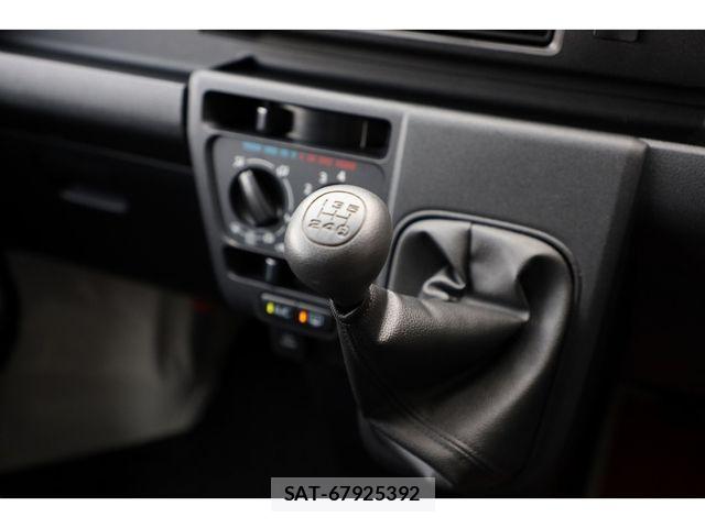 Daihatsu HIJET CARGO 2026-01 7500850-14