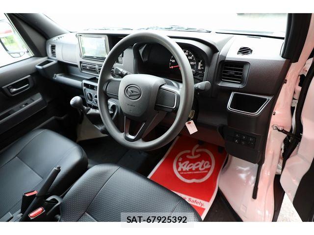 Daihatsu HIJET CARGO 2026-01 7500850-16