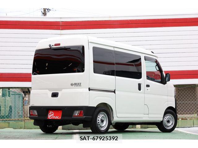 Daihatsu HIJET CARGO 2026-01 7500850-2