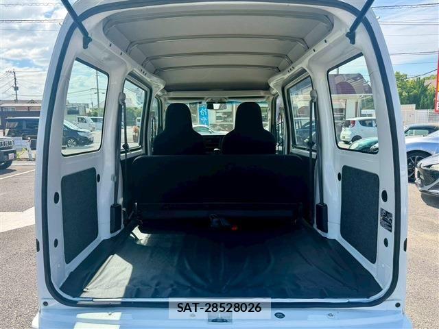 Daihatsu HIJET CARGO 2018-05 7500853-18