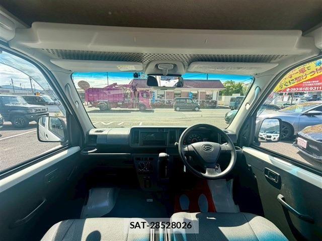 Daihatsu HIJET CARGO 2018-05 7500853-1