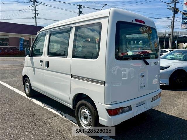 Daihatsu HIJET CARGO 2018-05 7500853-24