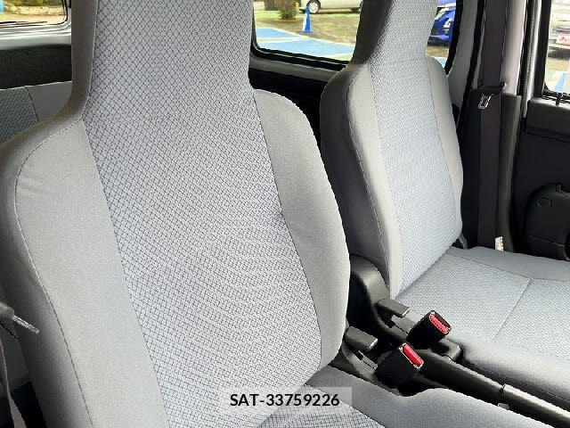 Daihatsu HIJET CARGO 2010-06 7562222-9