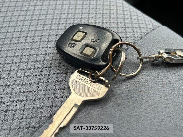Daihatsu HIJET CARGO 2010-06 7562222-11