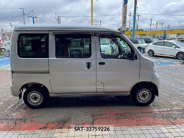 Daihatsu HIJET CARGO 2010-06 7562222-15
