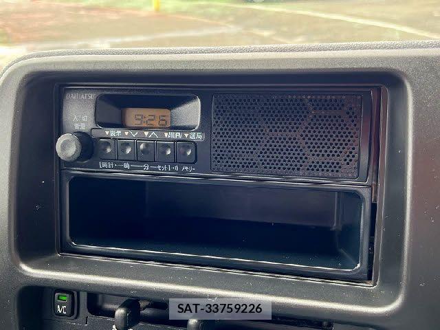 Daihatsu HIJET CARGO 2010-06 7562222-4