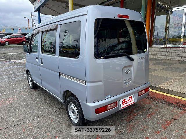 Daihatsu HIJET CARGO 2010-06 7562222-8