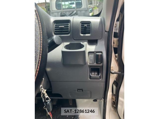 Daihatsu HIJET CARGO 2016-12 7562221-11