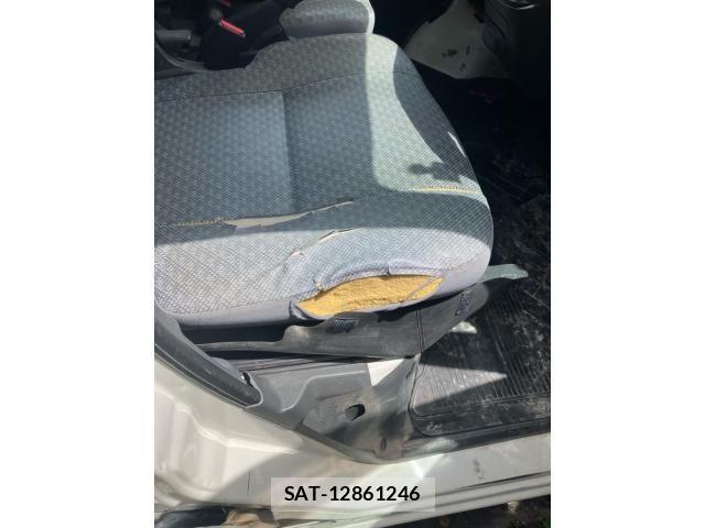 Daihatsu HIJET CARGO 2016-12 7562221-23