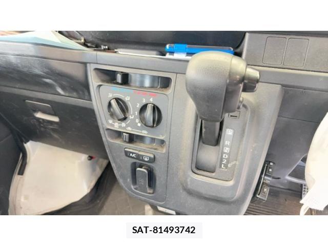 Daihatsu HIJET CARGO 2019-04 7616965-11
