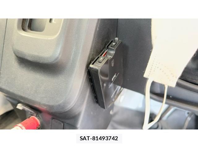 Daihatsu HIJET CARGO 2019-04 7616965-12