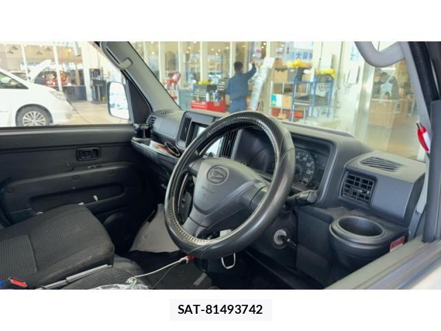 Daihatsu HIJET CARGO 2019-04 7616965-6