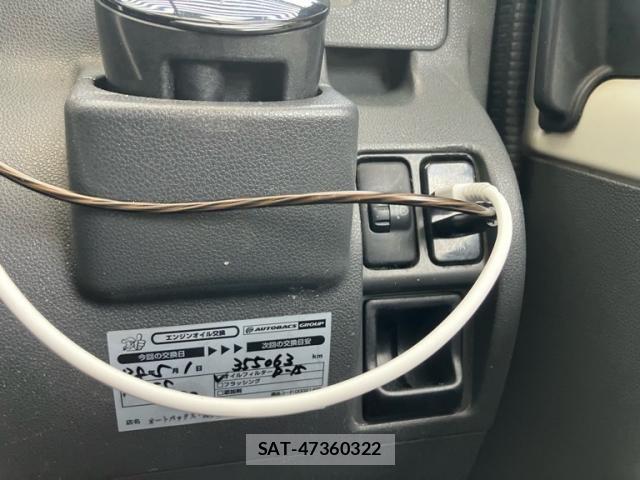 Daihatsu HIJET CARGO 2012-02 7616968-21