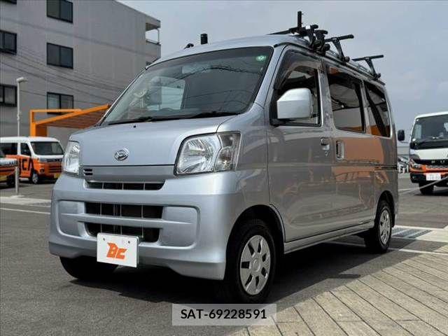 Daihatsu HIJET CARGO 2017-02 7616957-9