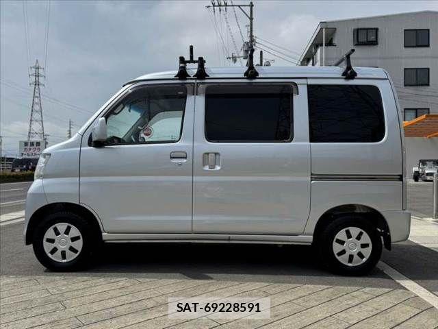 Daihatsu HIJET CARGO 2017-02 7616957-10