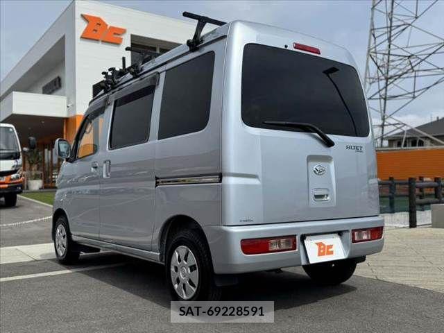 Daihatsu HIJET CARGO 2017-02 7616957-12
