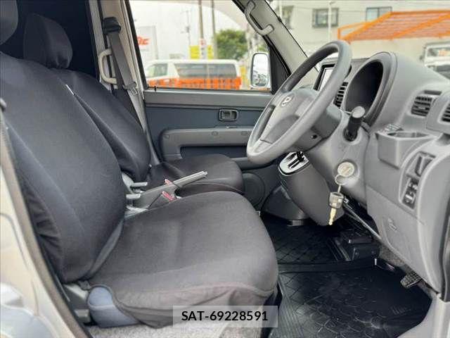 Daihatsu HIJET CARGO 2017-02 7616957-15