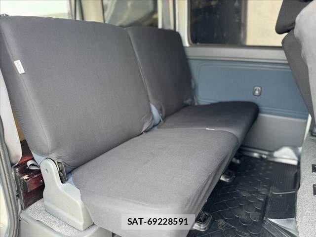 Daihatsu HIJET CARGO 2017-02 7616957-18