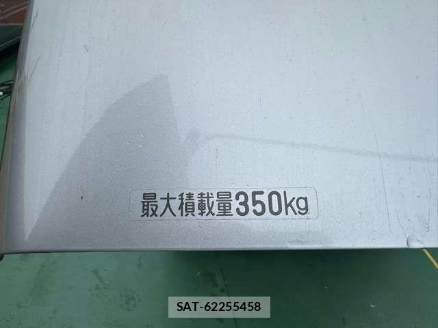 Daihatsu HIJET CARGO 2022-03 7616946-9