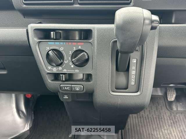 Daihatsu HIJET CARGO 2022-03 7616946-18