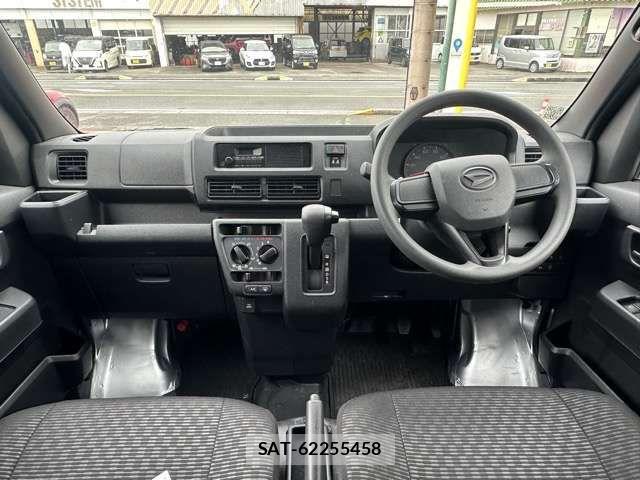 Daihatsu HIJET CARGO 2022-03 7616946-6