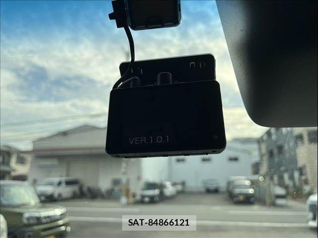 Daihatsu HIJET CARGO 2019-06 7616958-25