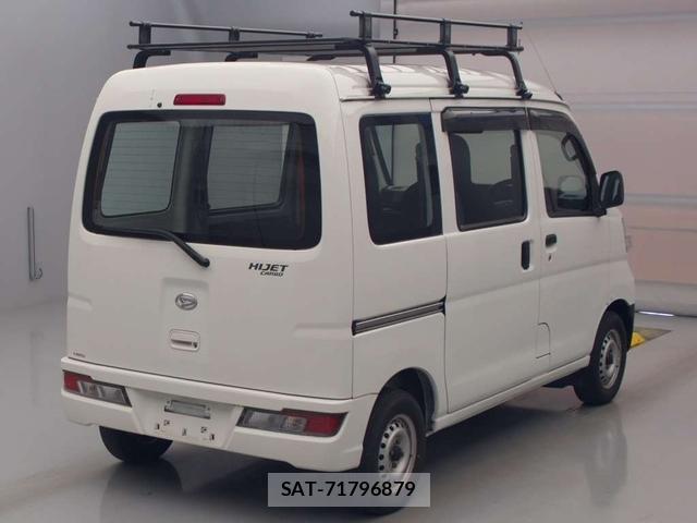 Daihatsu HIJET CARGO 2020-06 7605445-1