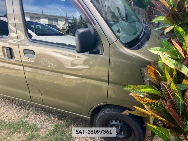 Daihatsu HIJET CARGO 2015-02 7723977-2
