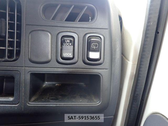 Daihatsu HIJET CARGO 2004-05 7723943-15