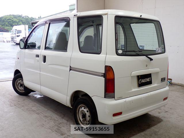 Daihatsu HIJET CARGO 2004-05 7723943-2