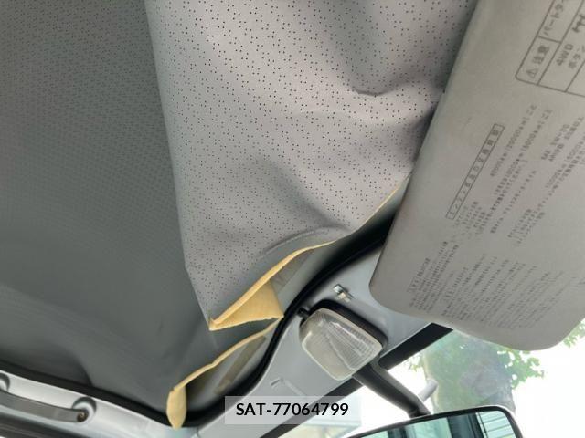 Daihatsu HIJET CARGO 2000-01 7785450-22
