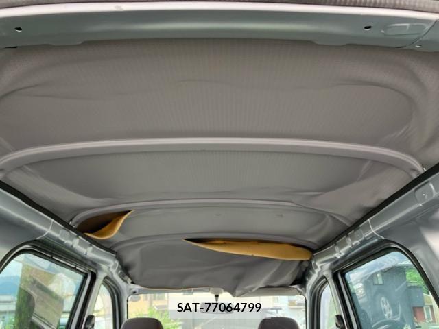 Daihatsu HIJET CARGO 2000-01 7785450-8