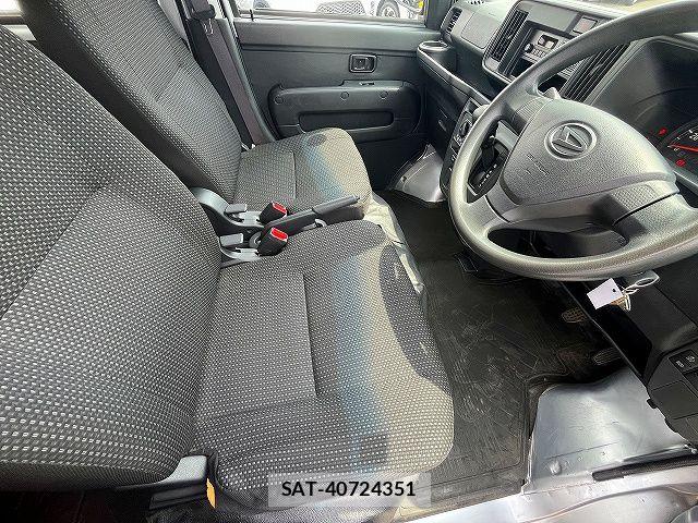 Daihatsu HIJET CARGO 2021-05 7876771-3