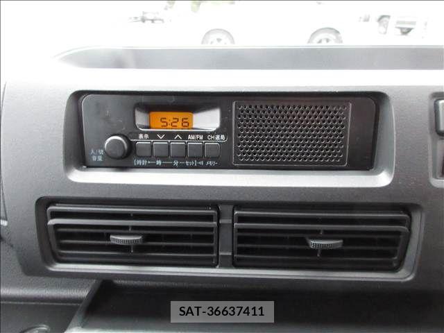 Daihatsu HIJET CARGO 2026-05 7961965-9