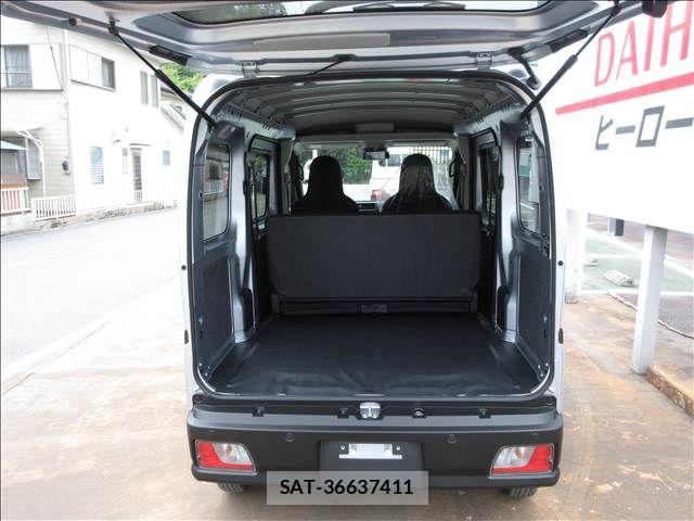 Daihatsu HIJET CARGO 2026-05 7961965-5