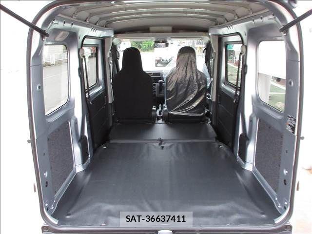 Daihatsu HIJET CARGO 2026-05 7961965-6