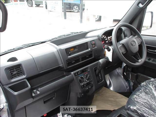 Daihatsu HIJET CARGO 2026-05 7961965-8