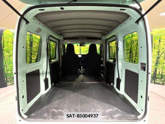 Daihatsu HIJET CARGO 2025-02 7979416-9
