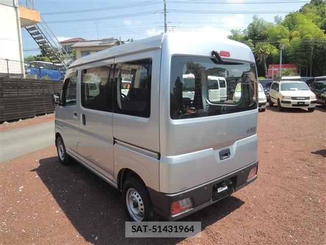 Daihatsu HIJET CARGO 2022-05 7979420-10