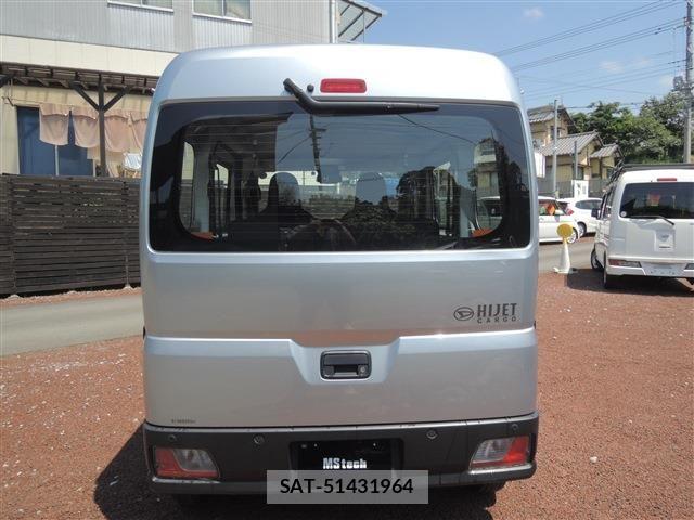 Daihatsu HIJET CARGO 2022-05 7979420-11