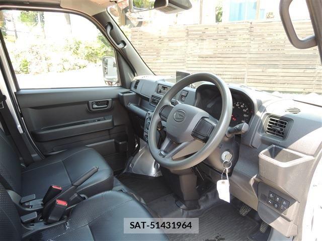 Daihatsu HIJET CARGO 2022-05 7979420-16