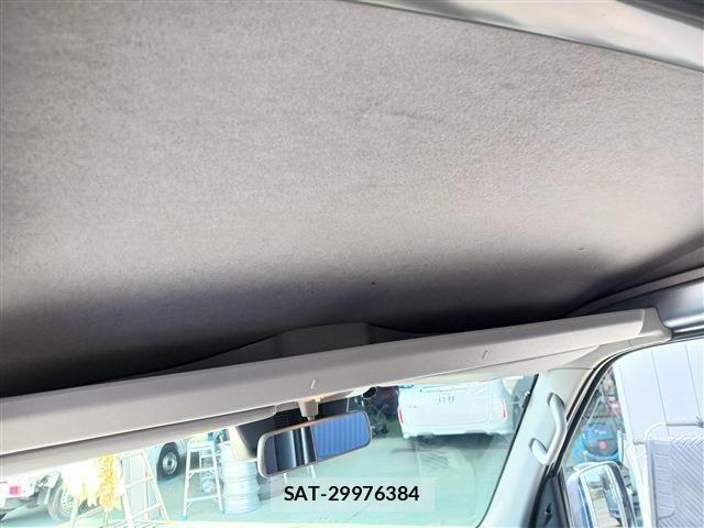 Daihatsu HIJET CARGO 2019-06 7979421-19