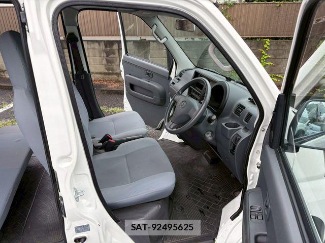 Daihatsu HIJET CARGO 2015-12 7979426-13