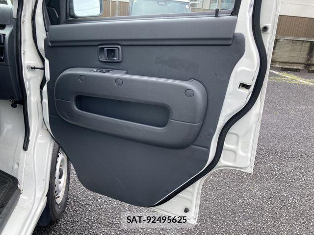 Daihatsu HIJET CARGO 2015-12 7979426-21