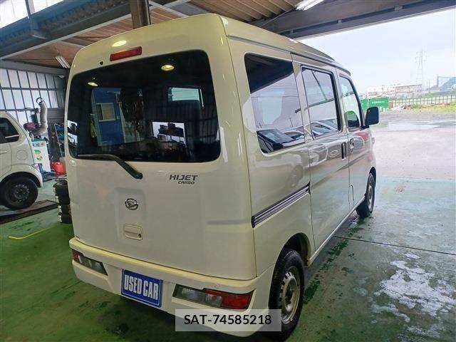 Daihatsu HIJET CARGO 2019-07 7979424-2
