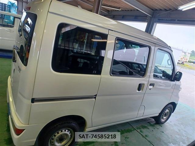 Daihatsu HIJET CARGO 2019-07 7979424-4