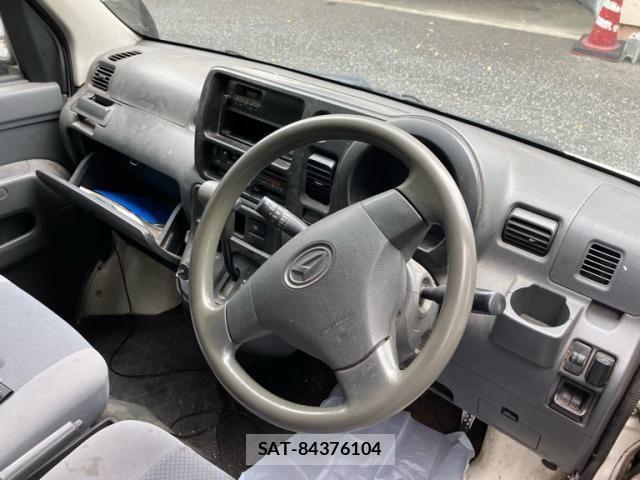 Daihatsu HIJET CARGO 2010-06 8035906-11