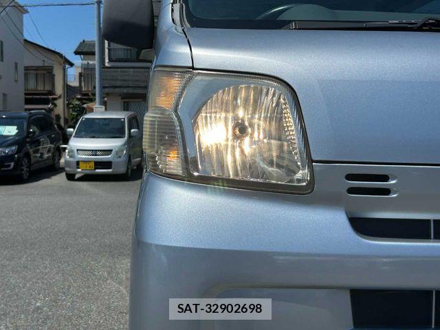 Daihatsu HIJET CARGO 2009-06 8035904-23