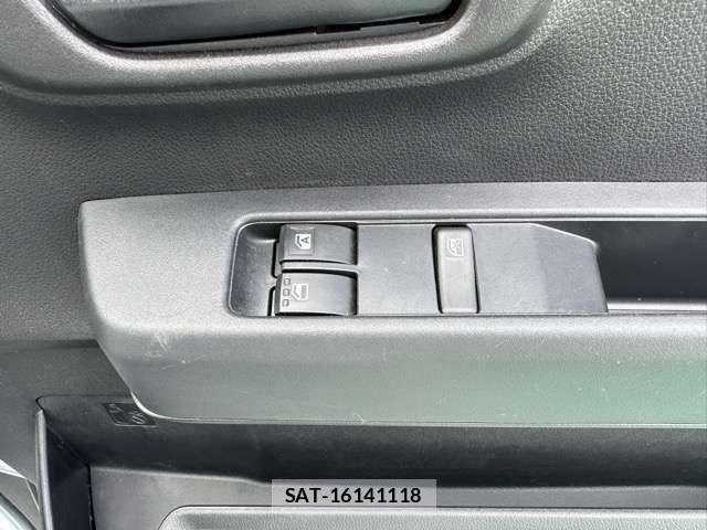 Daihatsu HIJET CARGO 2022-07 8035899-9